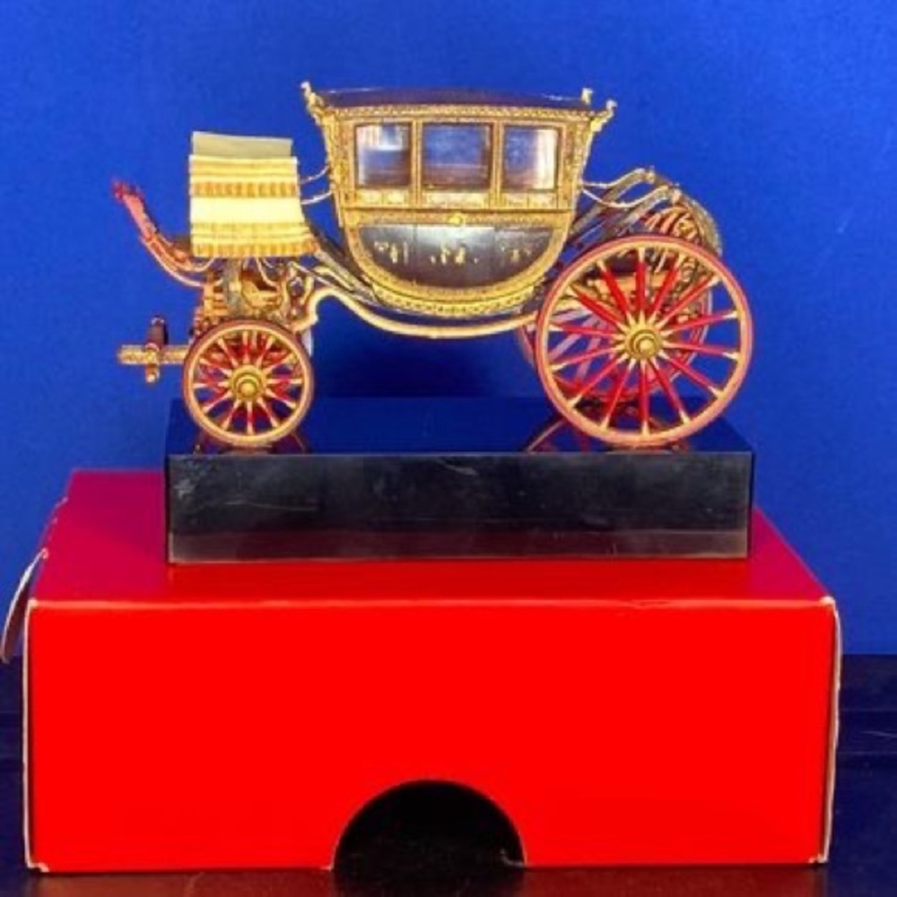 Antique Miniature Carriage / Miniatura de la Carroza de Concha Siglo XVIII Spain - Picture 6 of 11